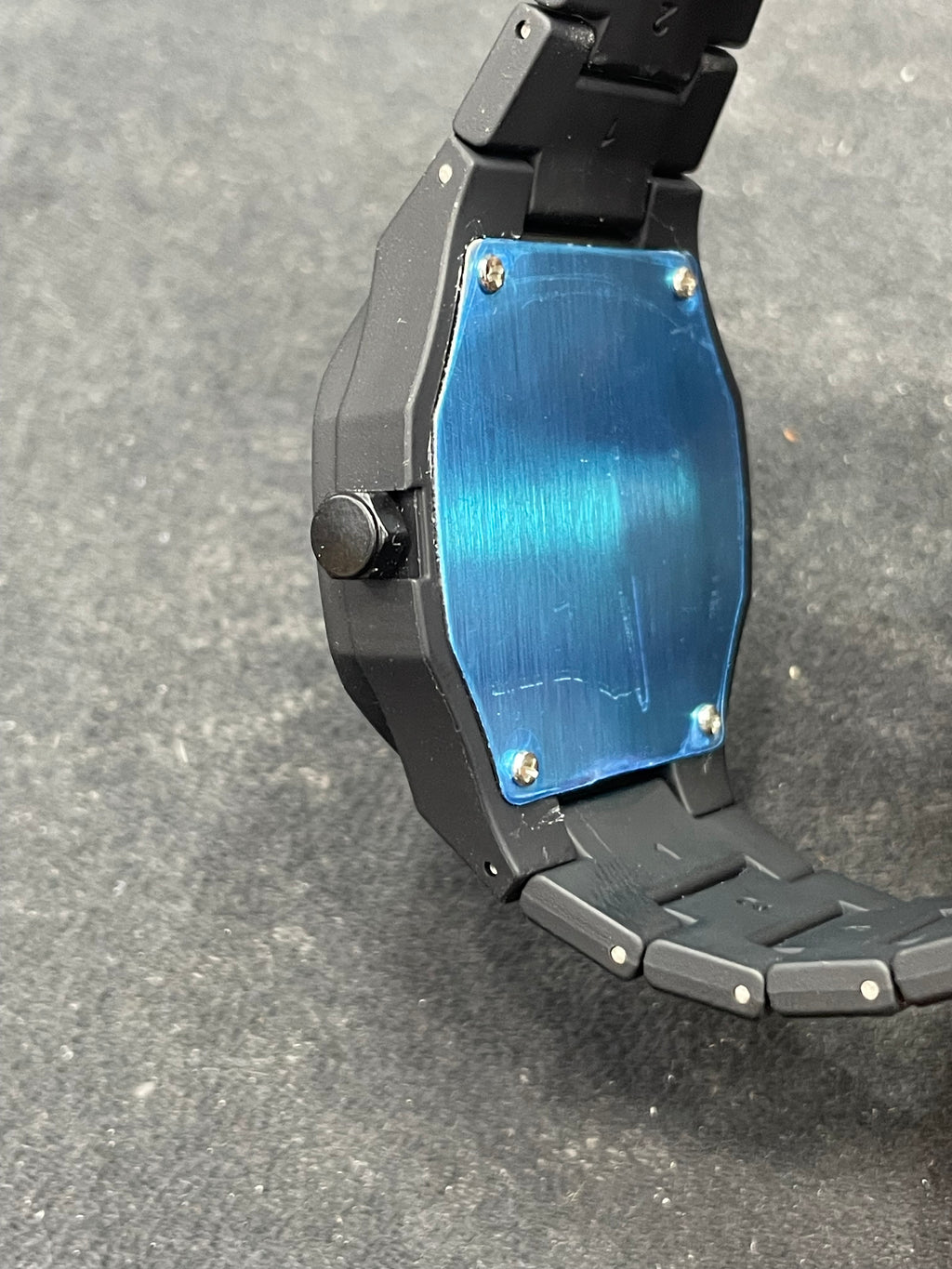 Black Arabic Aura Watch.Double Lock With Japanese Quartz